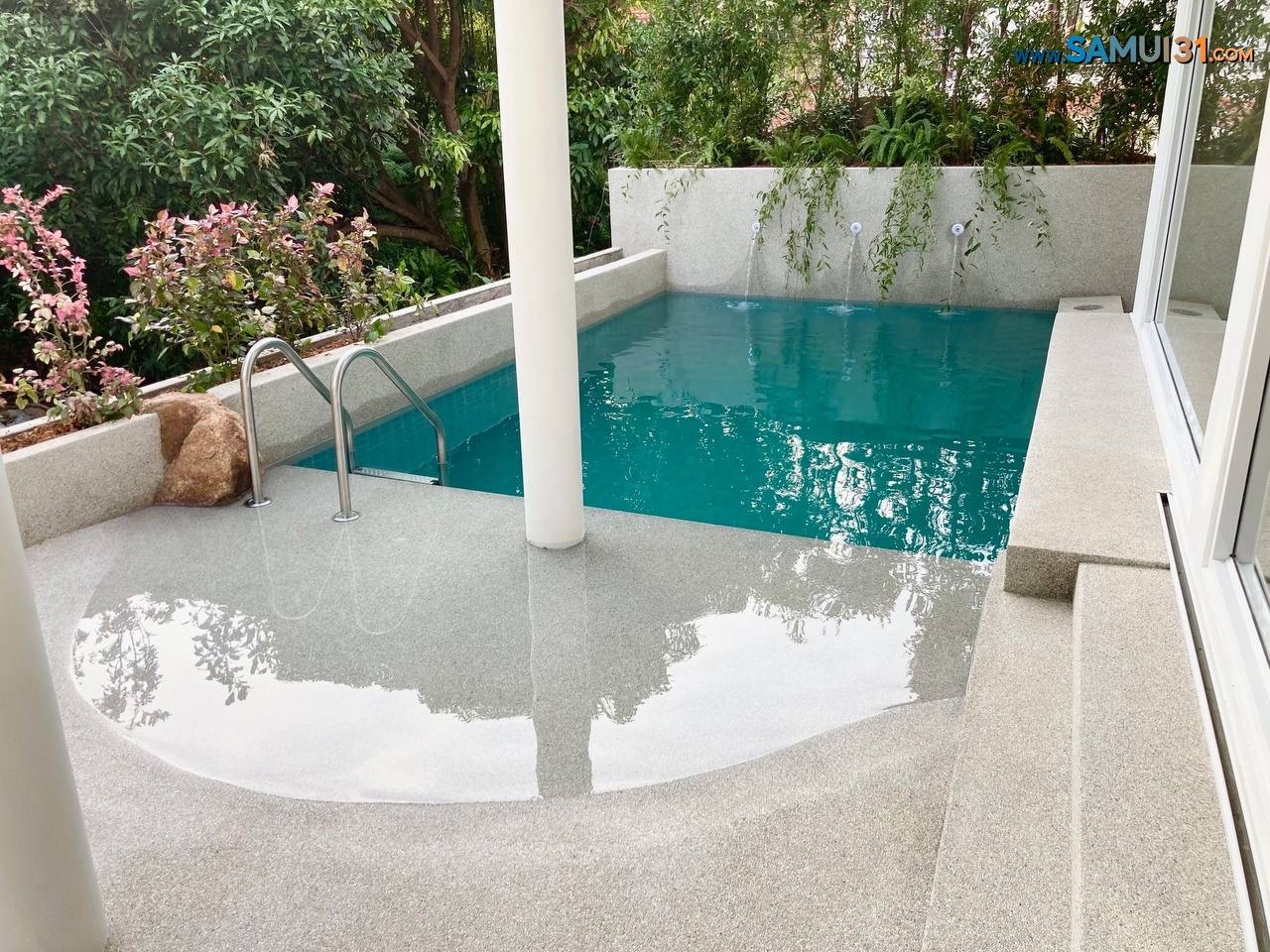 Вилла с тремя спальнями