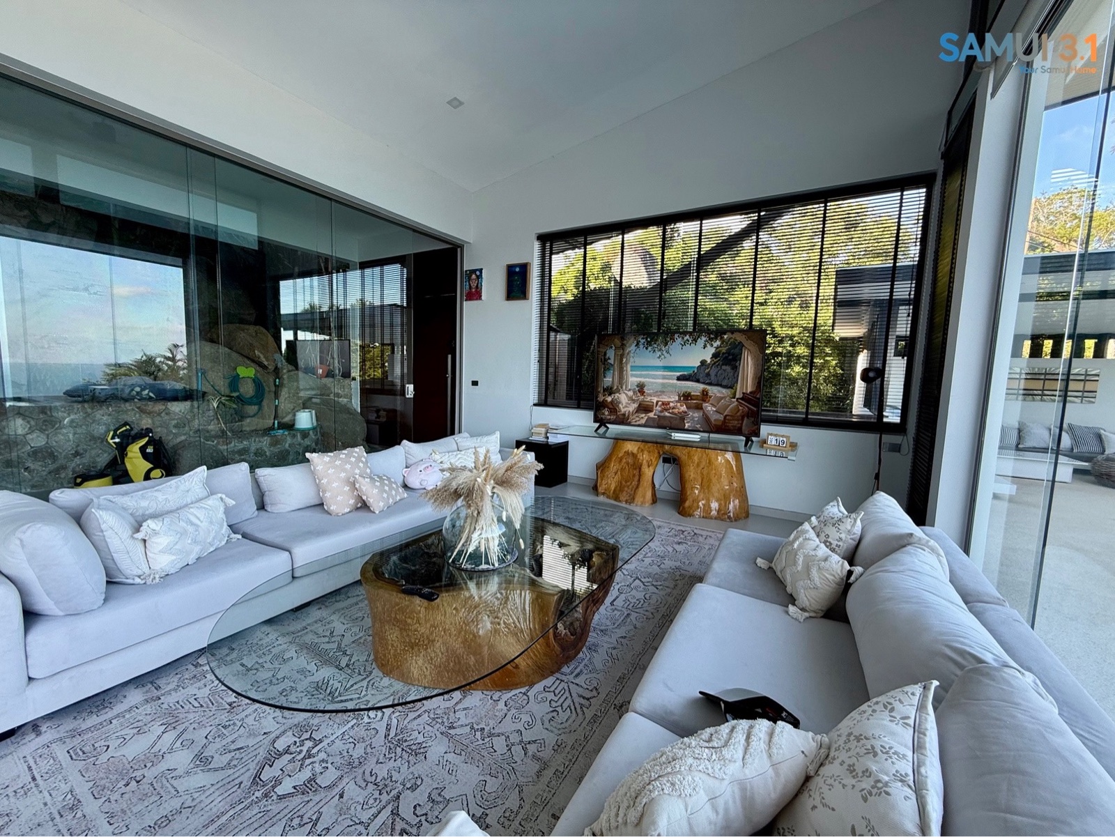 Вилла с четырьмя спальнями