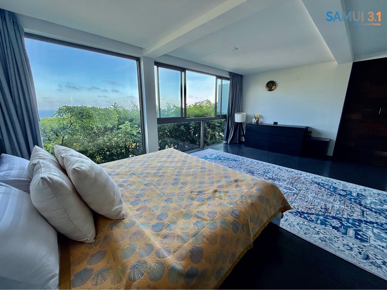 Вилла с четырьмя спальнями