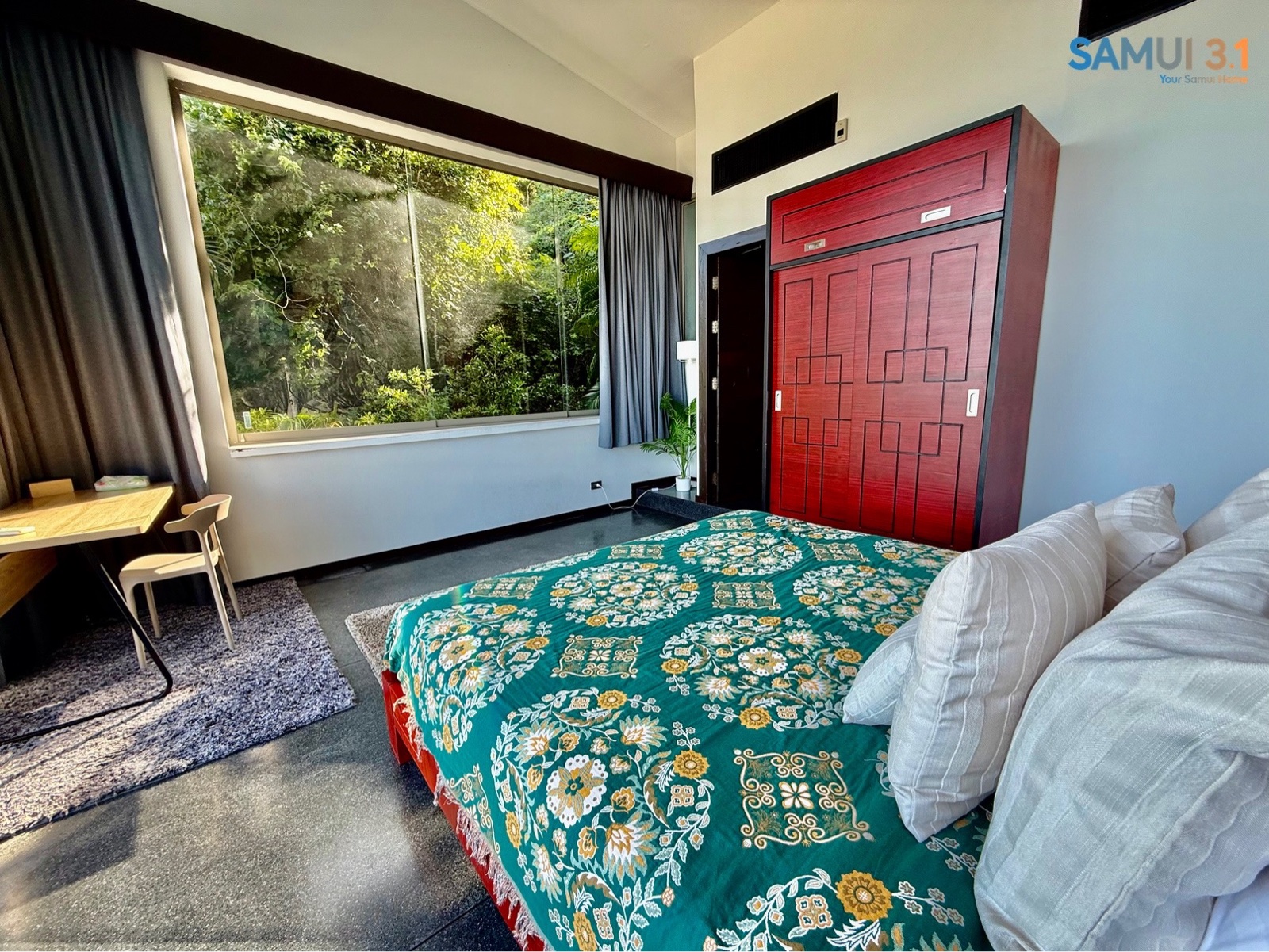 Вилла с четырьмя спальнями