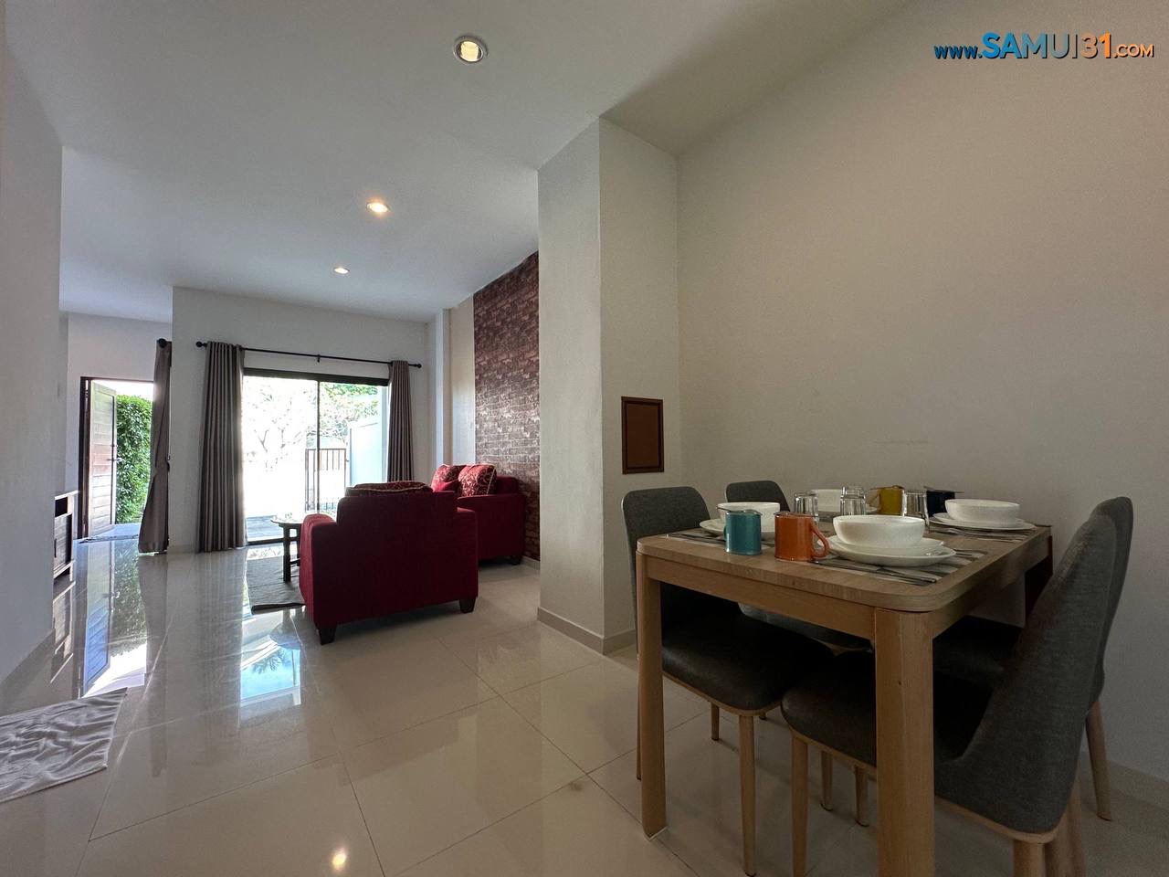 Двухэтажный таунхаус