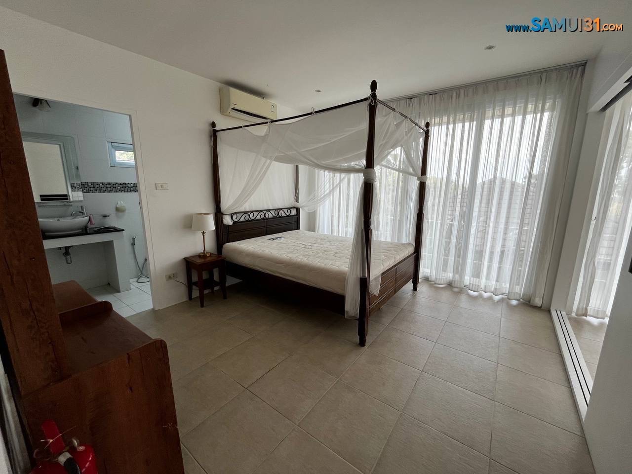 Дом с четырьмя спальнями