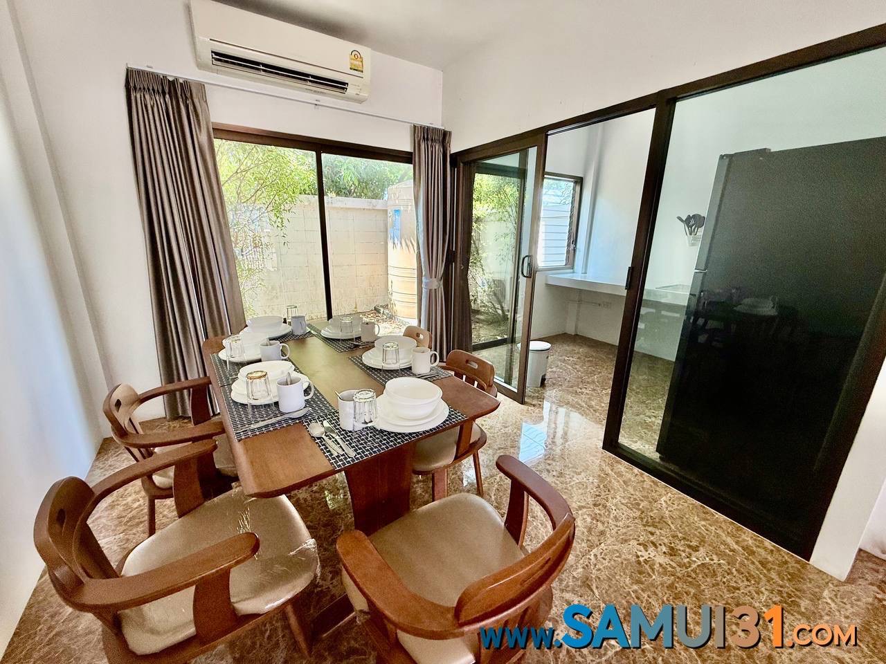 Трехэтажный таунхаус