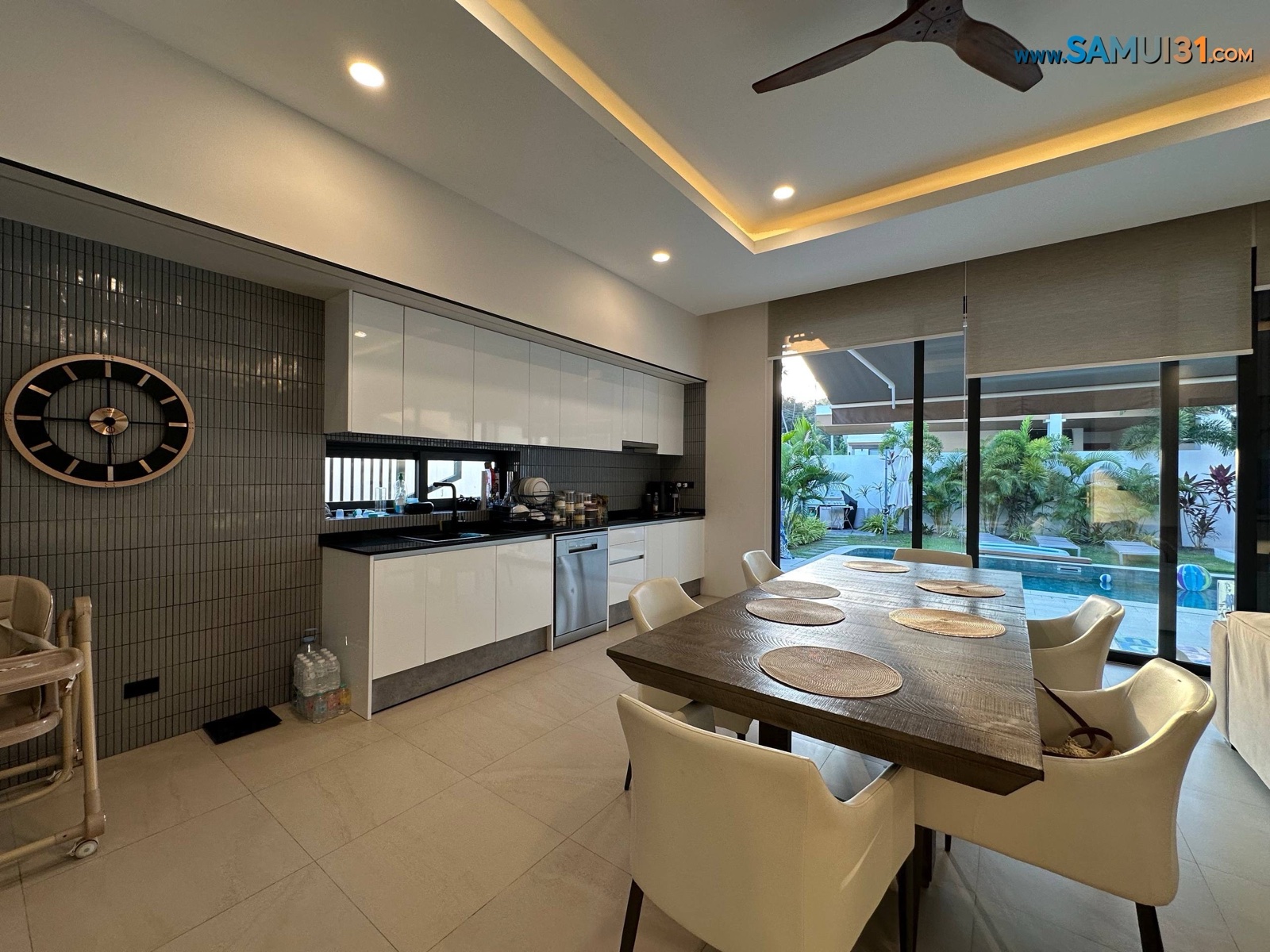 Вилла с тремя спальнями