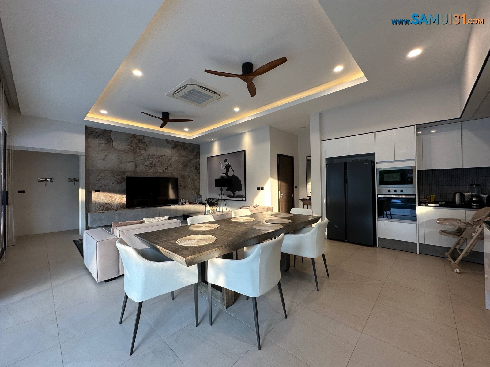 Вилла с тремя спальнями