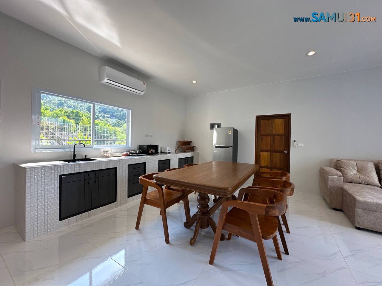 Вилла с тремя спальнями