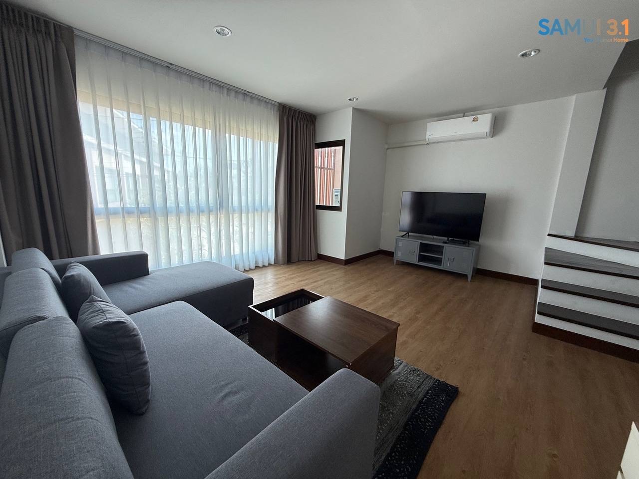 Трехэтажный таунхаус