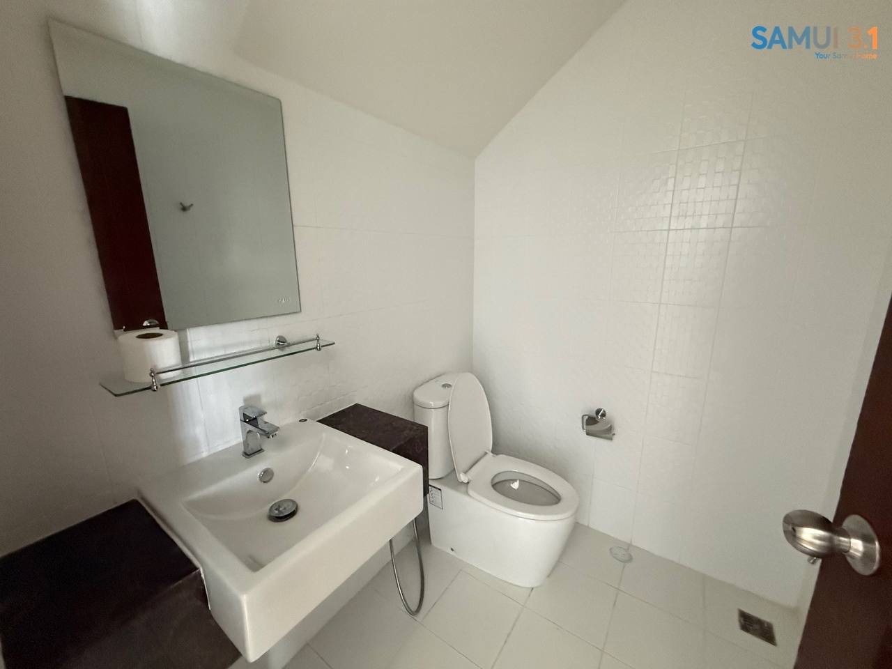 Трехэтажный таунхаус