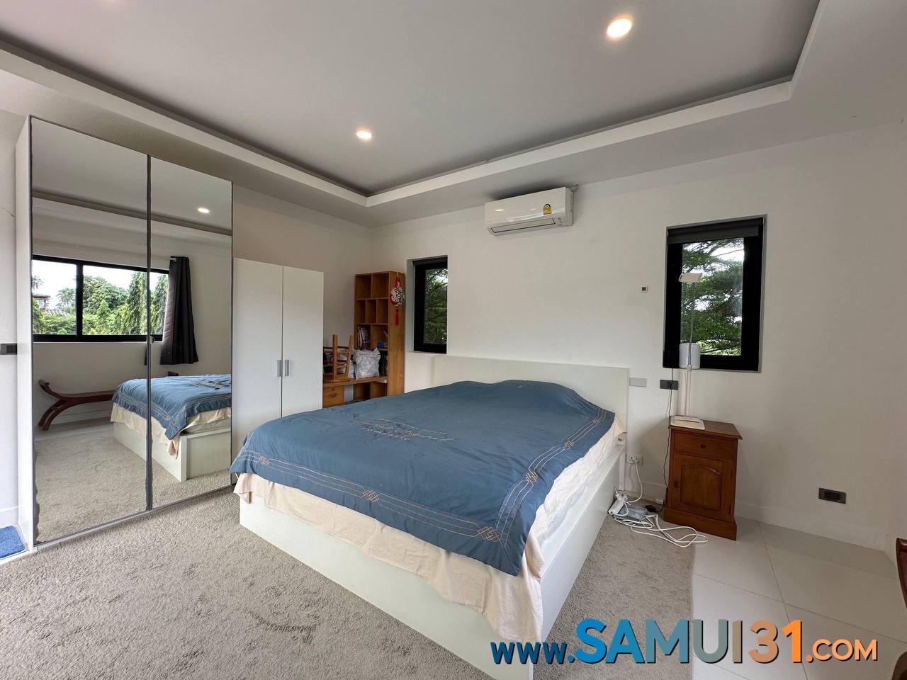 Вилла с четырьмя спальнями