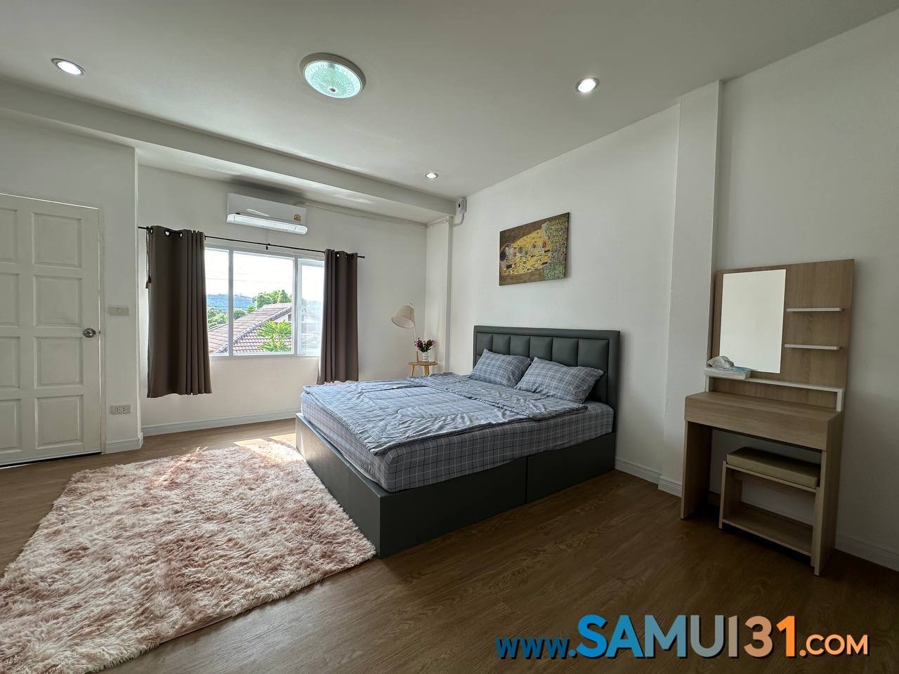 Двуспальный таунхаус