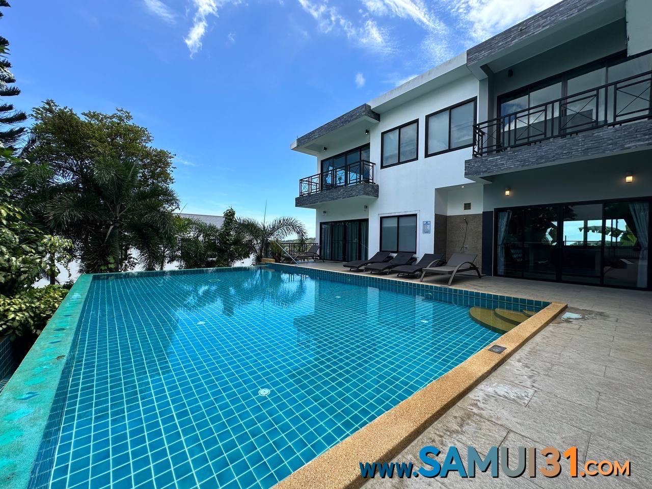 Вилла с четырьмя спальнями