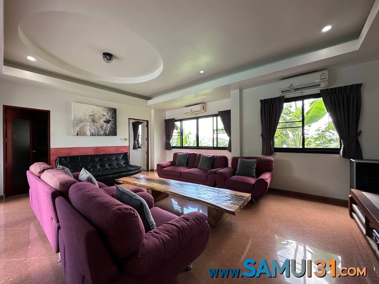 Вилла с четырьмя спальнями