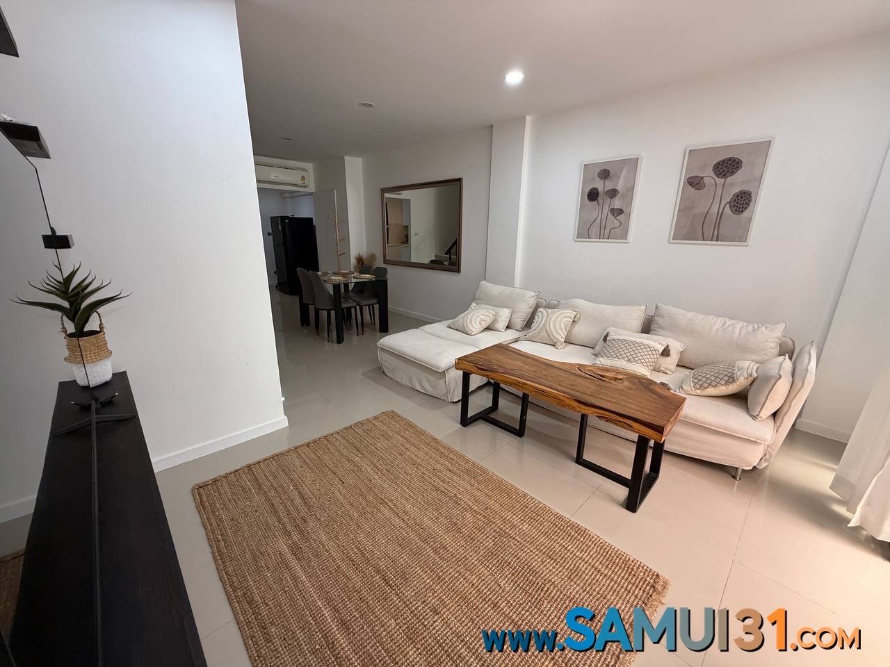 Таунхаус с четырьмя спальнями