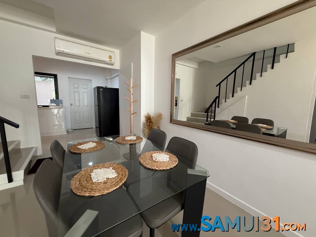 Таунхаус с четырьмя спальнями