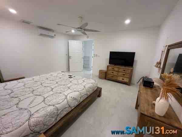 Вилла с тремя спальнями