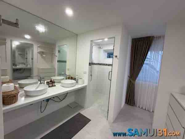 Вилла с тремя спальнями