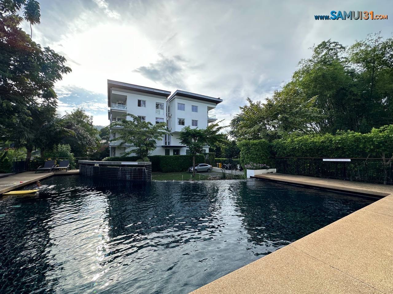 One bedroom apartments