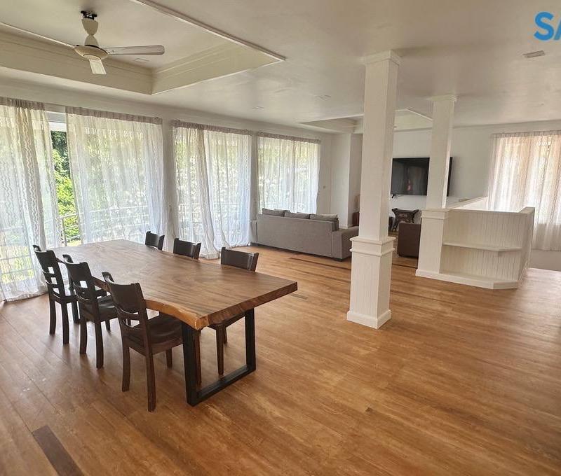 Вилла с четырьмя спальнями