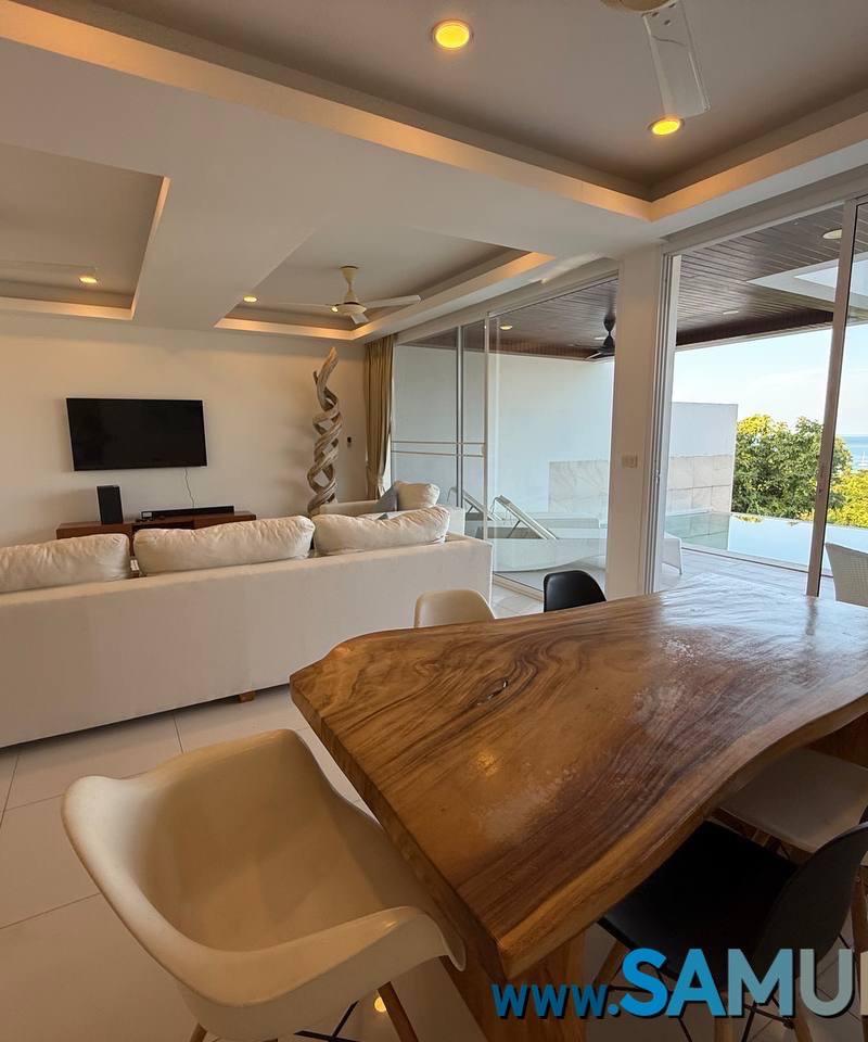 Вилла с тремя спальнями