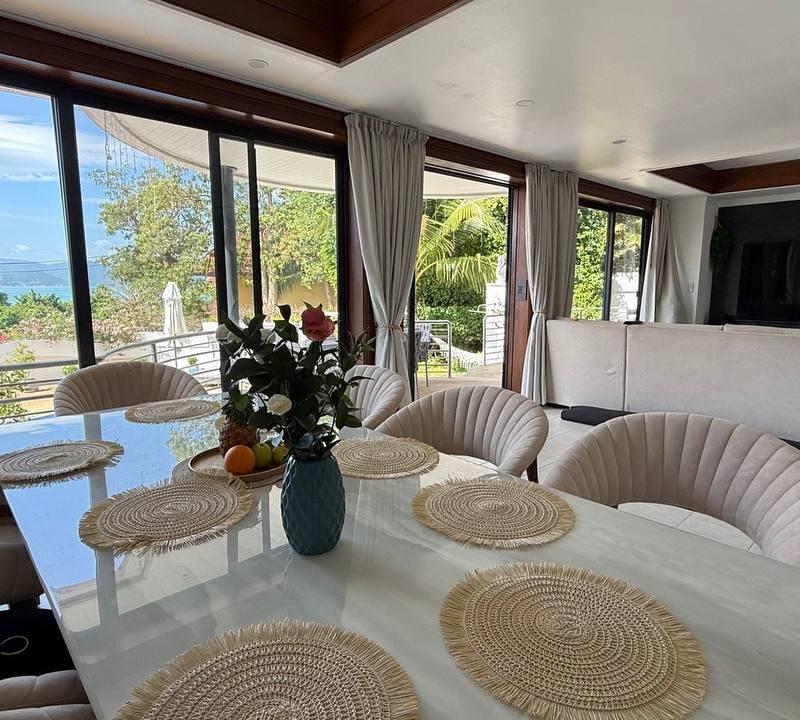 Вилла с четырьмя спальнями