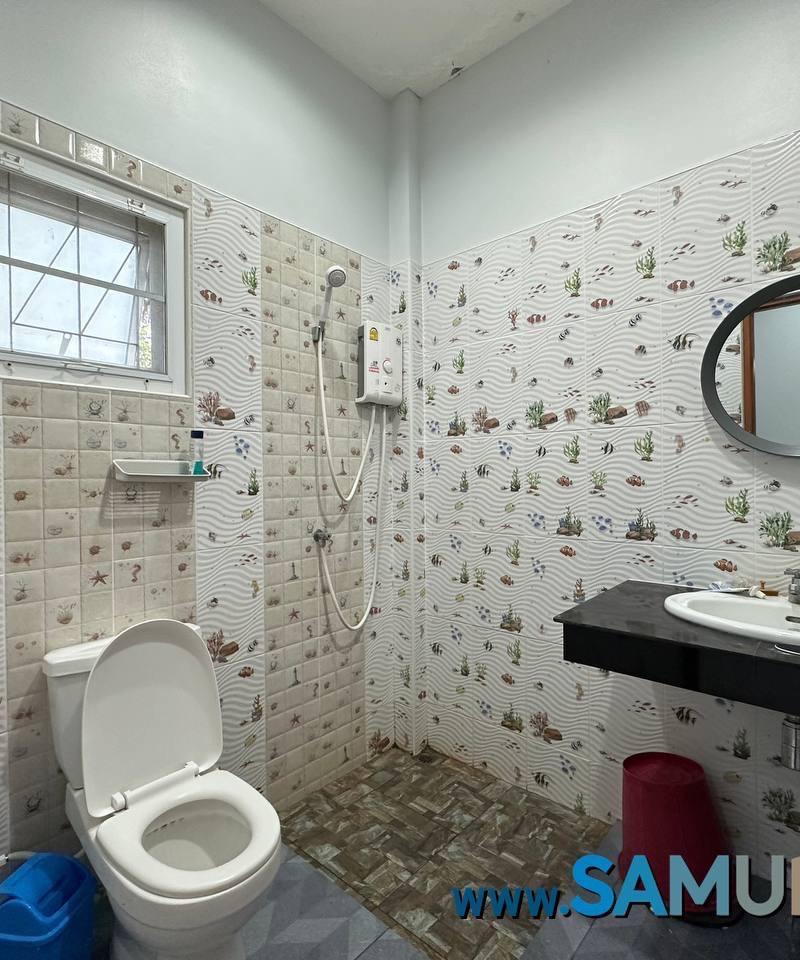 One-bedroom condo