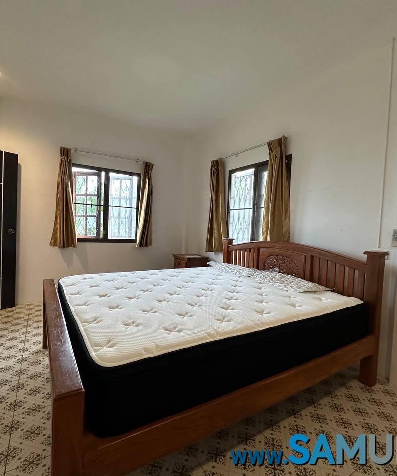 One-bedroom house